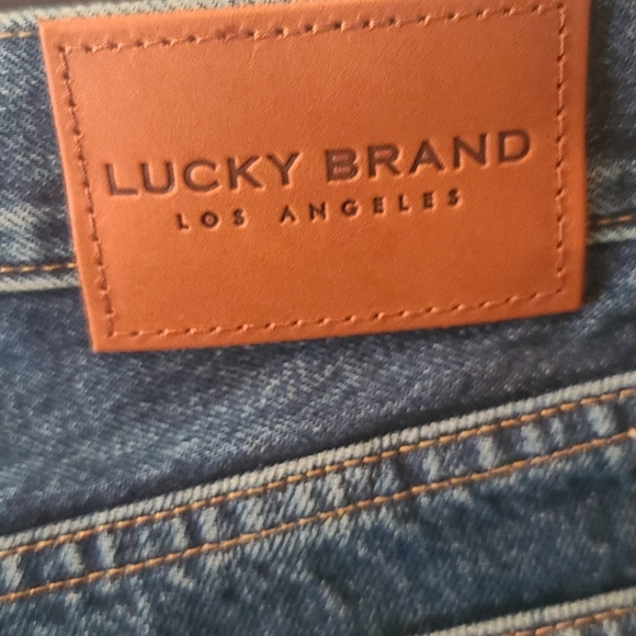 Lucky Brand-Midrise Cutoff jeans - Picture 4 of 4
